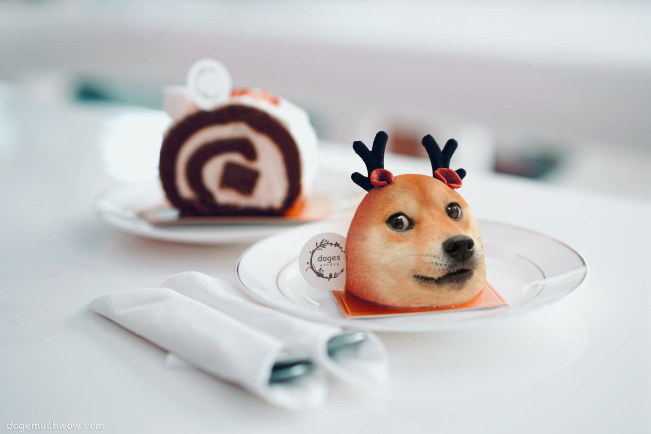 Doge's Garden Christmas special featuring reindeer doge cake. Much delicious. Wow.